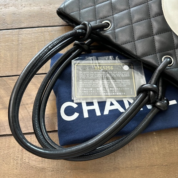 Chanel Small Cambon - Picture 2 of 11